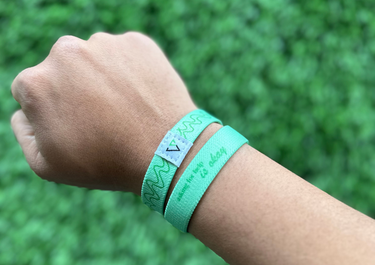Asking For Help Is Okay Bracelet, Vencer Co reversible wristband, photo 2
