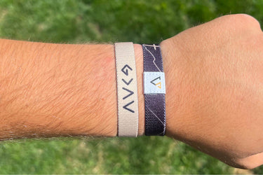 God is Greater Bracelet, Vencer Co reversible wristband, photo 2